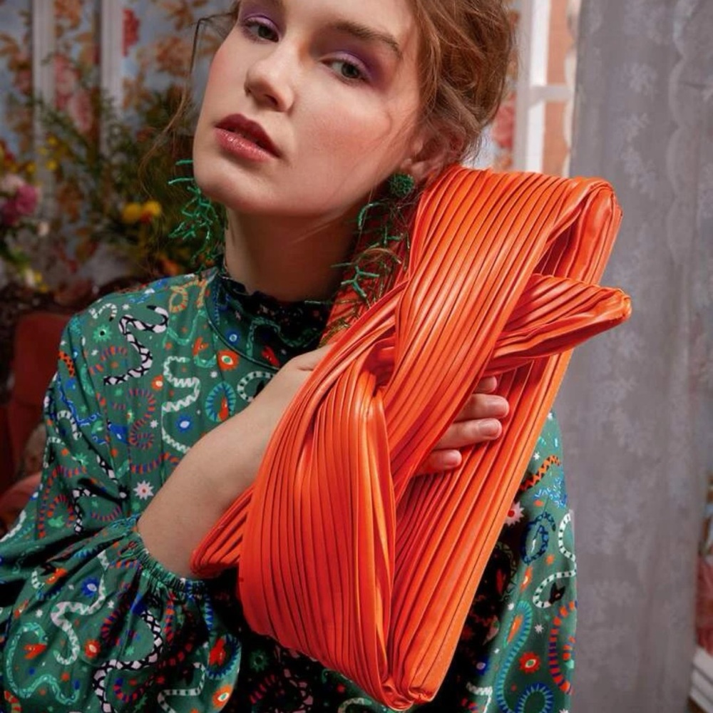 Stripe & Knot Detail Clutch Bag